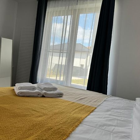 Sky Residence Airport Therme Otopeni 2 Exterior foto